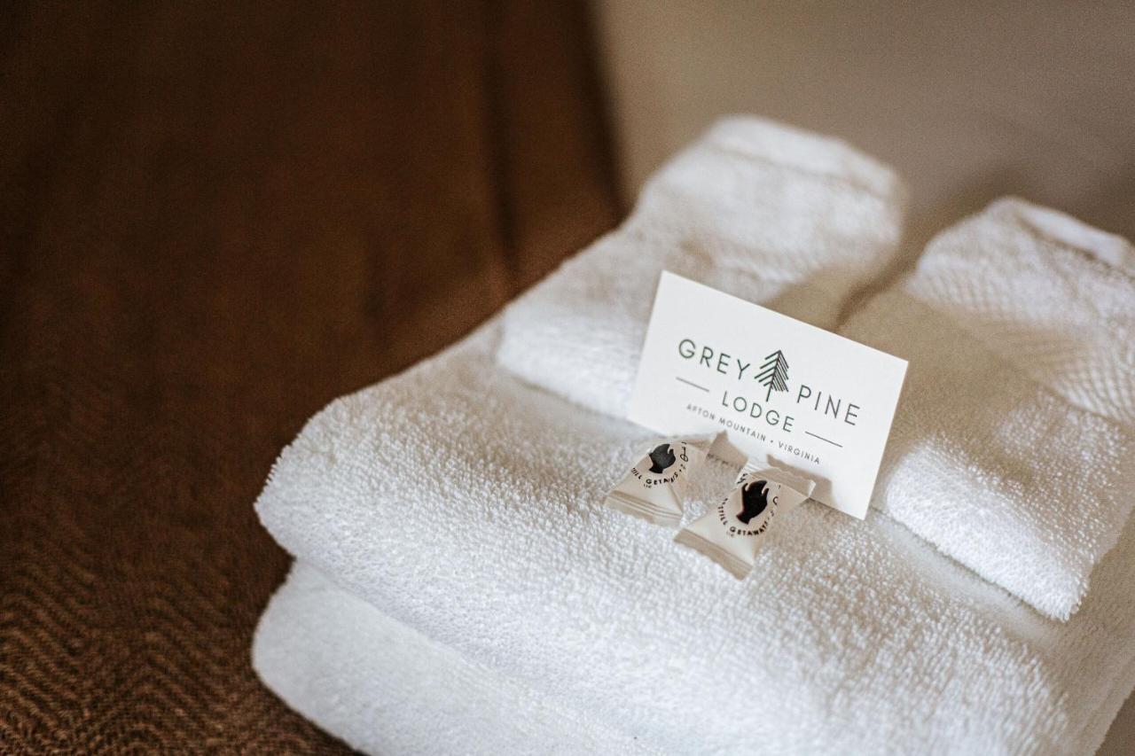 Grey Pine Lodge Waynesboro Værelse billede