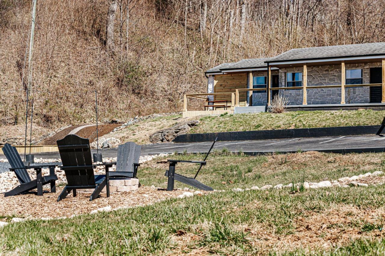 Grey Pine Lodge Waynesboro Værelse billede