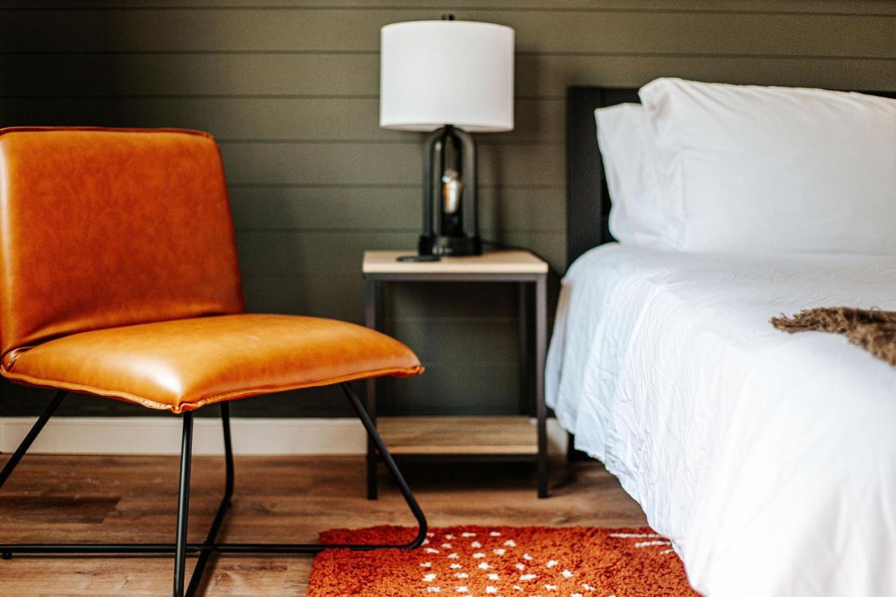 Grey Pine Lodge Waynesboro Eksteriør billede